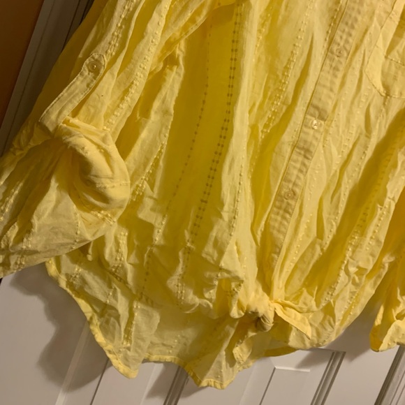NWOT! Yellow button down tie waist blouse - Picture 2 of 4